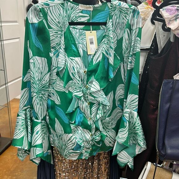Brand new L’agence Top - Picture 1 of 11